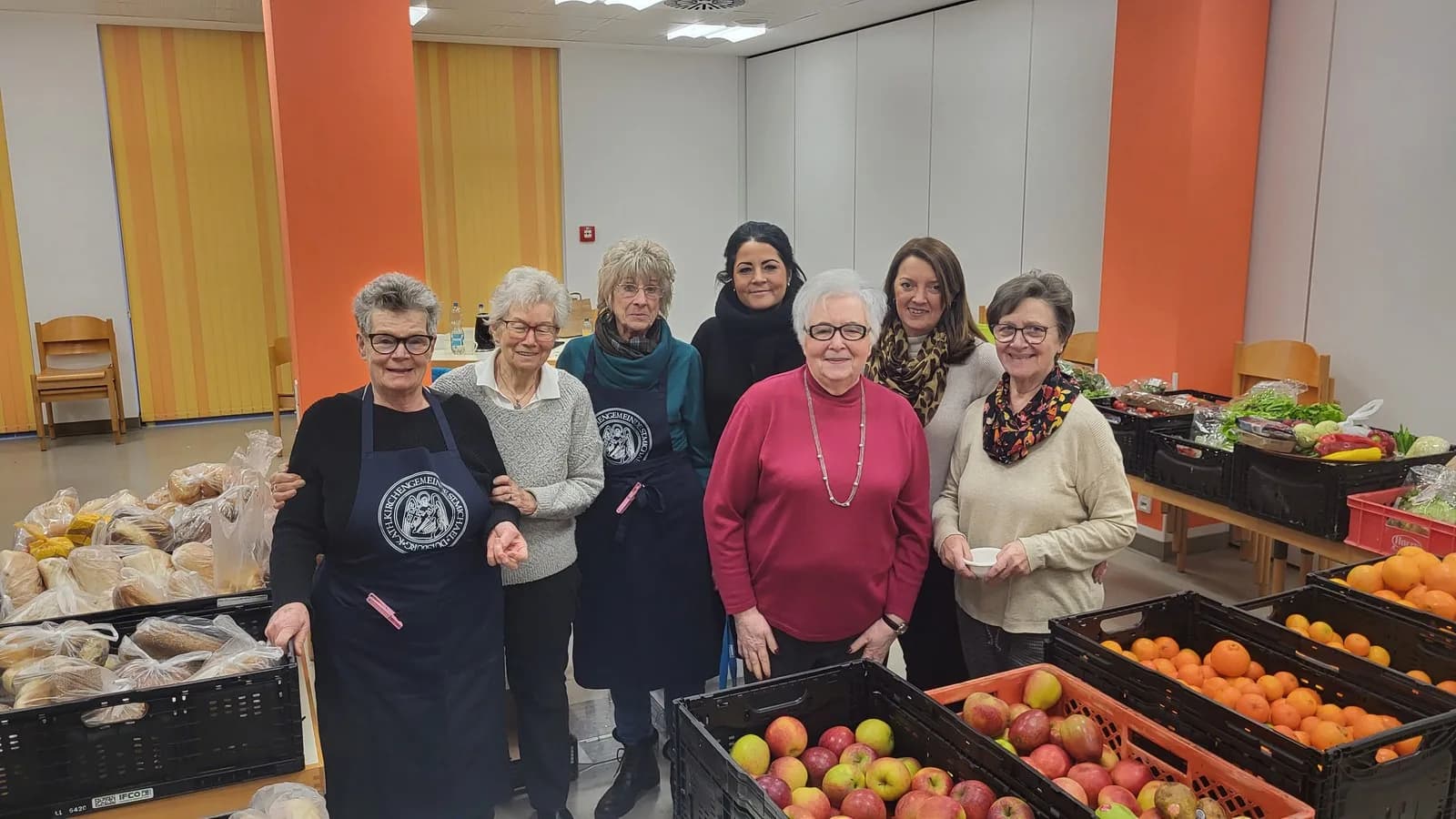 Essensausgabe bei der Caritas St. Michael – Foto 2