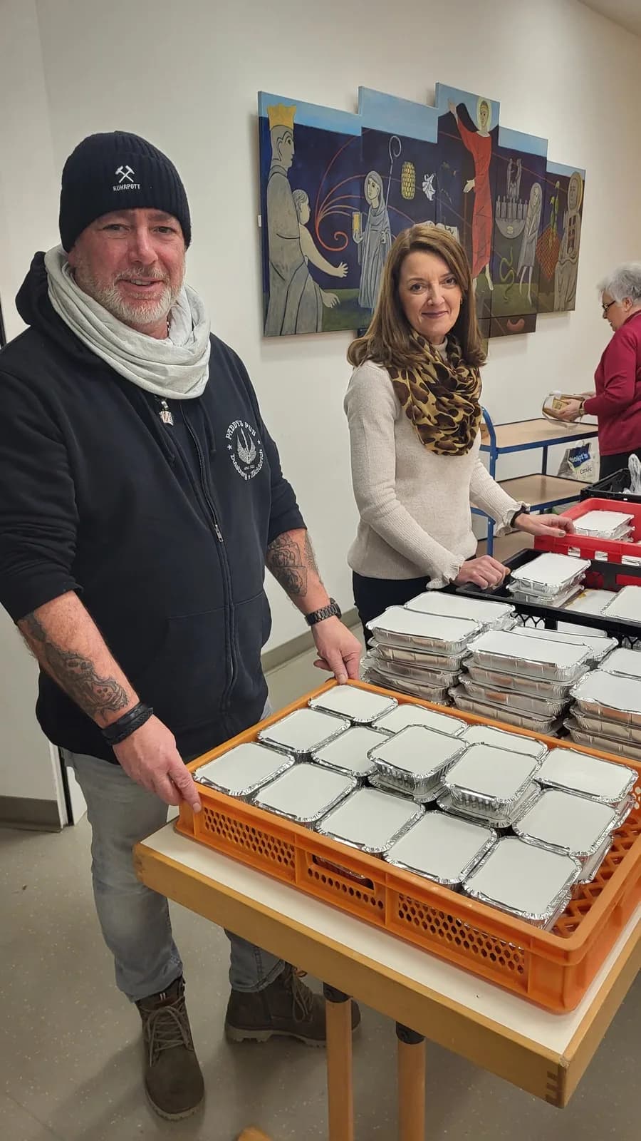 Essensausgabe bei der Caritas St. Michael – Foto 3
